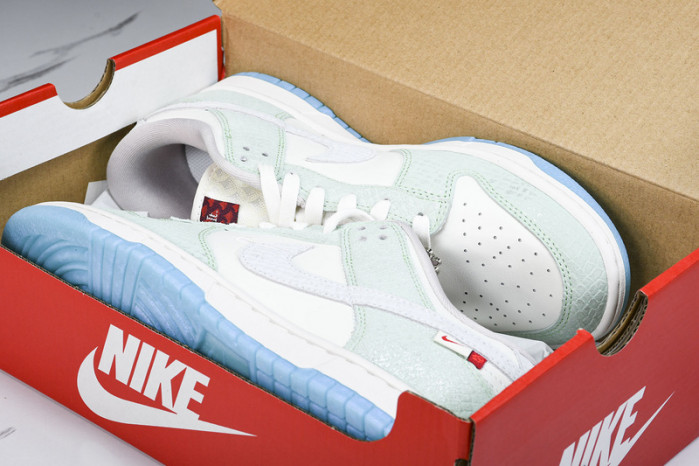 nike dunk low lx "year of the dragon" - fz5065-111