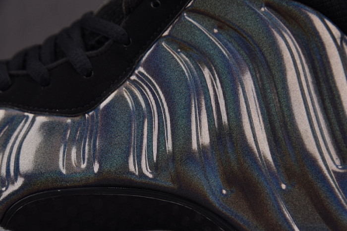 Nike Air Foamposite One Hologram 314996-900