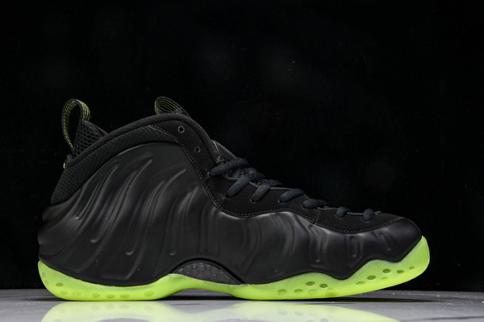 Nike Air Foamposite One Black Volt - HF2902-001
