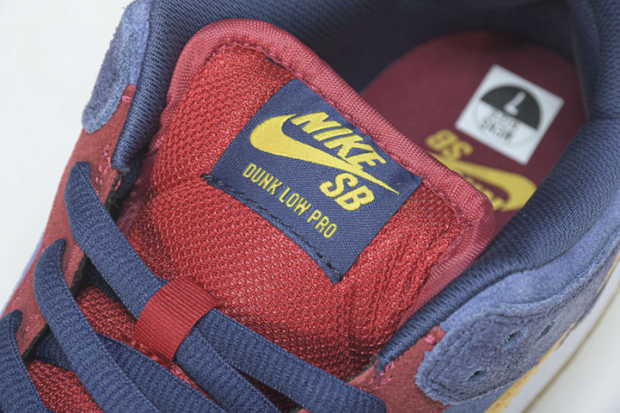 nike sb dunk low barcelona catalonia dj0606-400