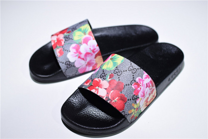 gc leather slide sandal with flower 0400088498707