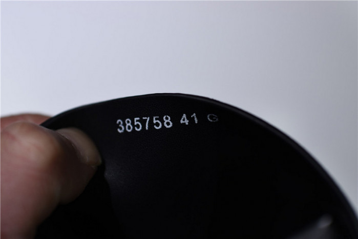 gc leather slide sandal with bee